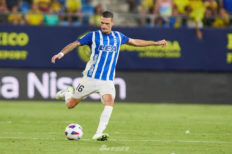 足球转会市 足球转会市