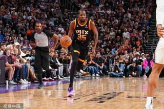 随着更多球 随着更多球